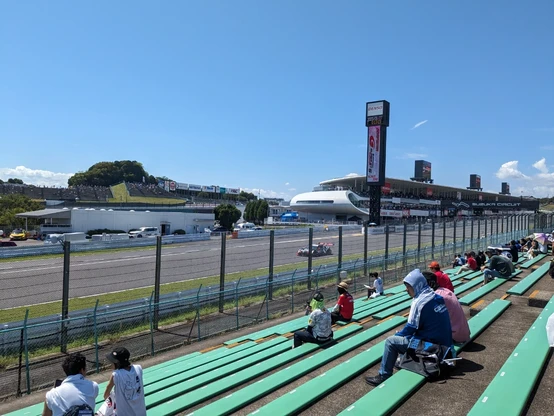 鈴鹿サーキットメインストレート